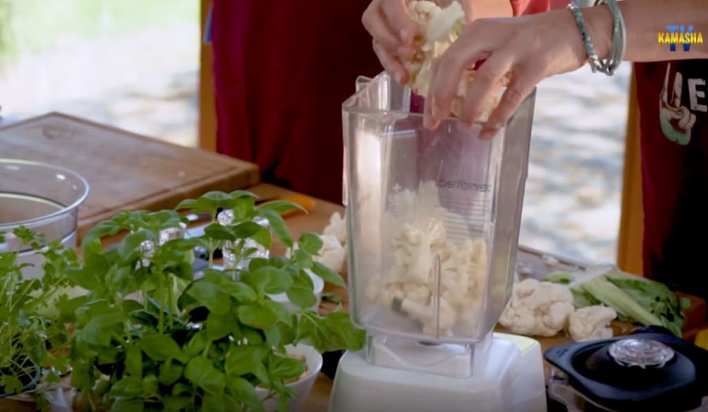 Blumenkohl von Hand zerkleinern