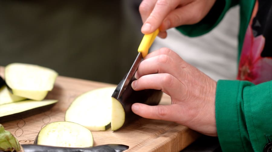 Schnittansicht Auberginen