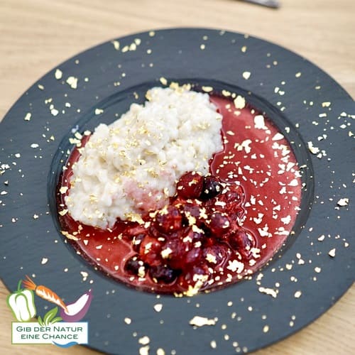 Rezept Milchreis mit geeisten, aufgewaermten, gebratenen Kirschen